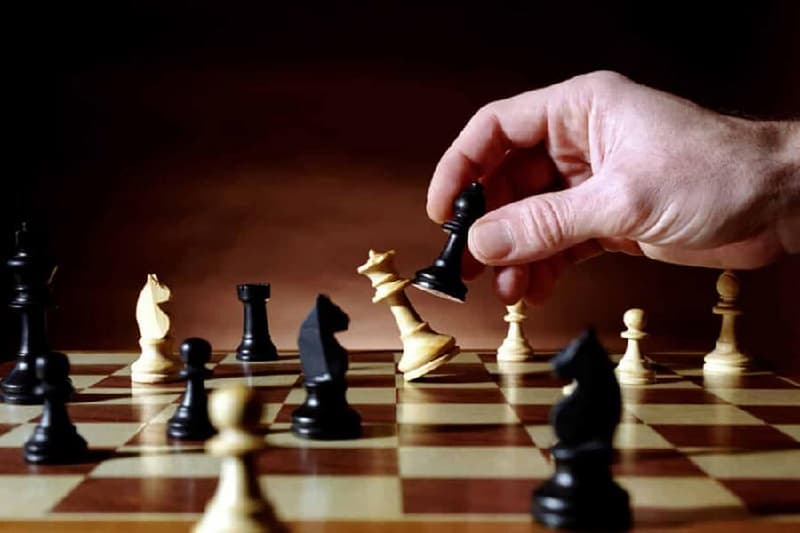 Nắm chắc cách di chuyển của các quân cờ khi chơi cờ vua trực tuyến
